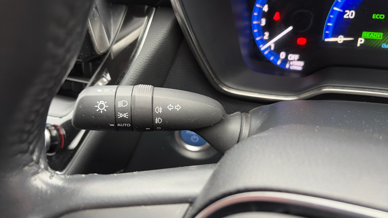 Toyota Corolla 1.8 VVT-i Hybrid Icon 5dr CVT Hybrid Hatchback